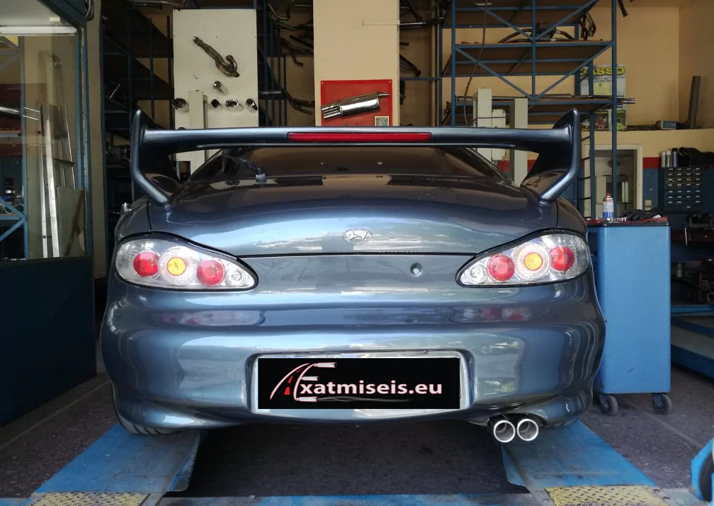 hyundai coupe 1.6 (2)