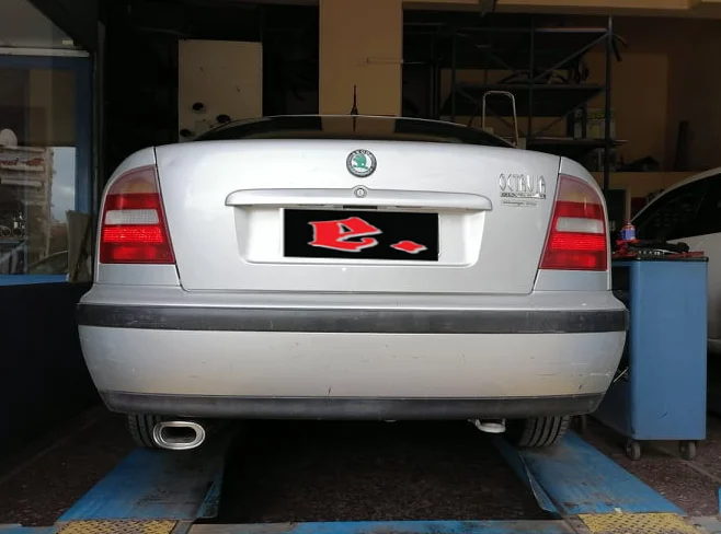 skoda octavia 1.6 (2)